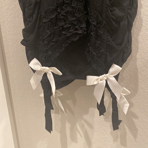 EUC Victoria’s Secret Sexy Little Things Size 34D Ruched Lingerie Garders black - Picture 3 of 12